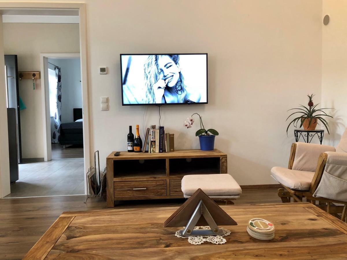 Riesling House Laa Apartment ลาอันเดอร์ธายา ภายนอก รูปภาพ